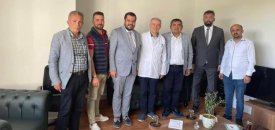 Vakıf Başkanımız Dr.Veli Görkem Pala, Başkan Yardımcılarımız Dr.Mesut Donmaz, Ceylan Yavuz, Belger Biçer ve Yönetim Kurulu Üyelerimiz Kemal Çankırılı ve Süleyman Özkara; hemşehrimiz Prof.Dr.Aydın Yenilmez’i yeni iş yerinde ziyaret etti.