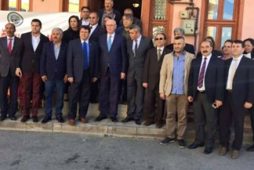 KÜLTÜR EVİMİZİN AÇILIŞINDA 3 BİN KİŞİYE AŞURE DAĞITILDI