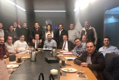 YÖNETİM KURULU ÜYEMİZE SÜRPRİZ DOĞUM GÜNÜ