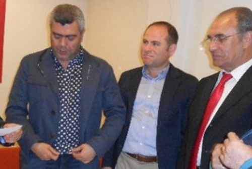 MHP’Lİ YÖNTER, ESKİŞEHİR’DEKİ EMİRDAĞLILAR VAKFINA ONURSAL ÜYE OLDU