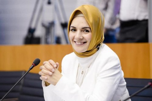 CEZAYİRE EMİRDAĞLI BÜYÜKELÇİ